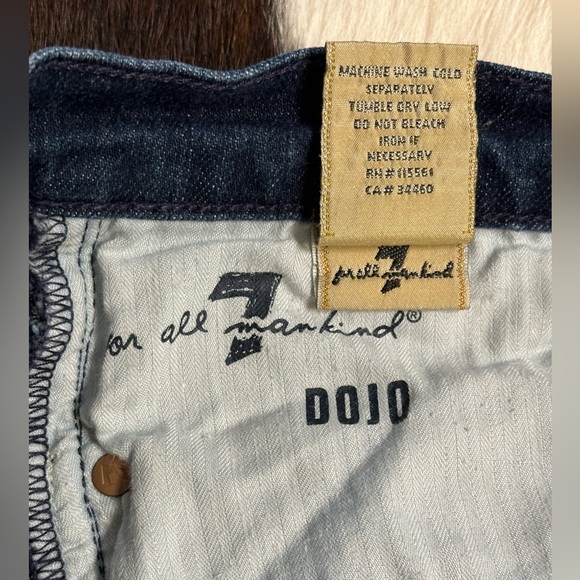 Preowned 7 for all mankind dojo jeans size 32. - Picture 7 of 8
